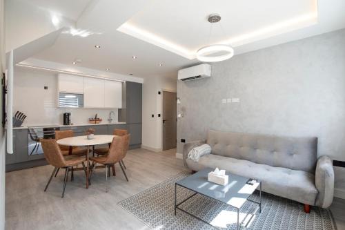 Golders Green Apartment | Luxury 3 Bedroom Flat 5 min to tube station