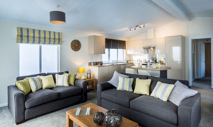 King's Lynn Cabin | Luxury 3 Bedroom Lodge (sleeps 6)