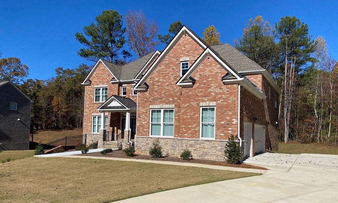 Douglasville House | Luxury 3400 sq ft Estate;Private Backyard Oasis 3-4 rms; 2 levels to yourself!