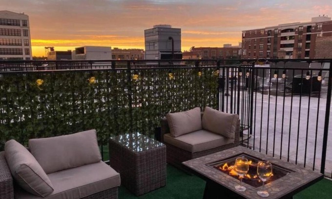 Near South Side Apartment | Luxury 3BR Spacious Suite Sleeps 8 Guests with Patio, Skyline View, Optional Parking and Gym Access Near McCormick Place and Lakefront