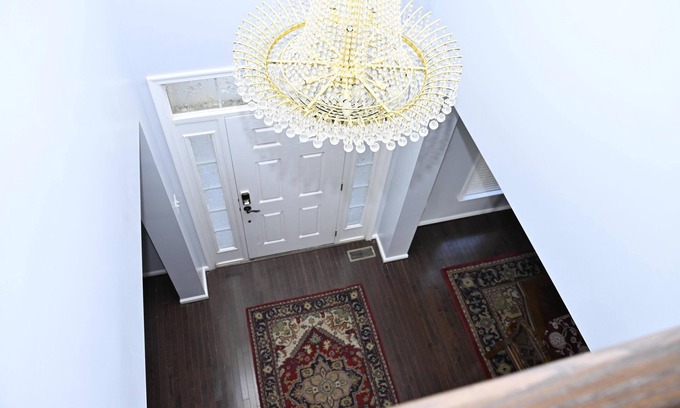 Bowie House | Luxury 4 Bedroom House at Woodmore Bowie