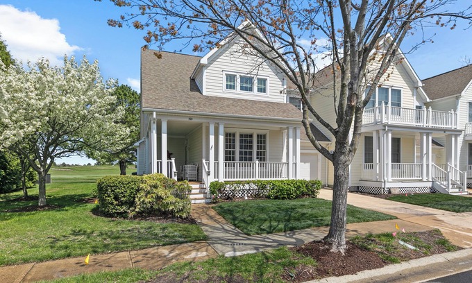 Ocean View House | Luxury 4BD Bear Trap Dunes Retreat! Townhome with Community Pool, Free WIFI, Golf, Beach Shuttle, Tennis and more!