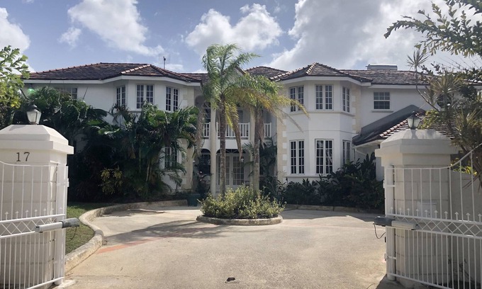 Paynes Bay Villa | Luxury 5 Bed Villa with Pool , West Coast Barbados