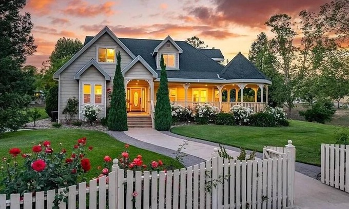 Atascadero House | Luxury 5BR*Great Location*Sleeps 15