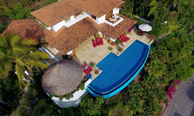 Punta de Mita Villa | Luxury 5Br home in Punta del Burro. Enjoy daily breakfast and lunch in paradise!