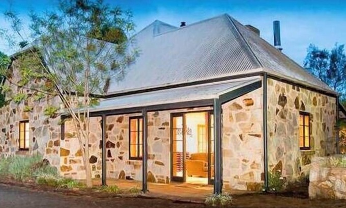 Hahndorf House | Luxury Accommodation in Hahndorf - Thiele House Retreat