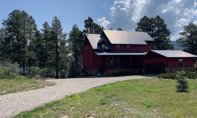 San Juan River Village House | Luxury Alpine Chalet-Perfectly Located+ View! Close to River