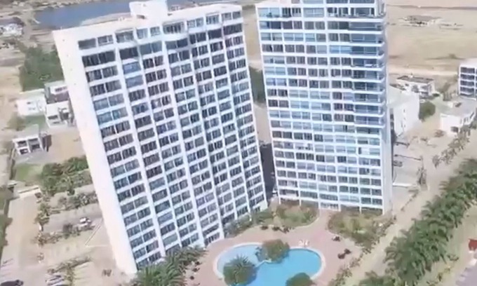Punta Blanca Apartment | Luxury Apartment in 10th floor