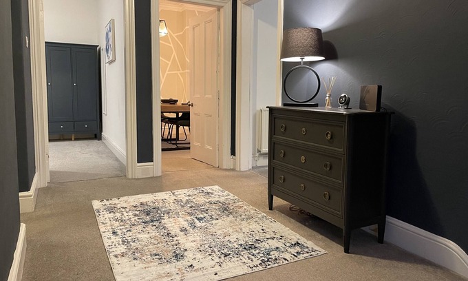 Heswall Apartment | Luxury apartment in the heart of Heswall