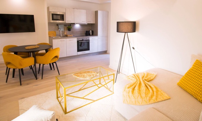 Nikolsdorf Apartment | Luxury Apartment in the heart of Vienna