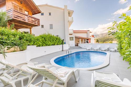 Srinjine Apartment | Luxury apartment Irina with private heated pool