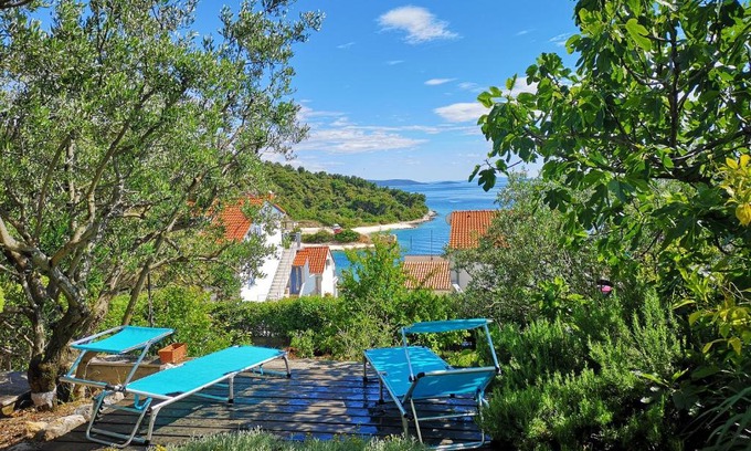 Okrug Donji Apartment | Luxury apartment with own terrace and sea view