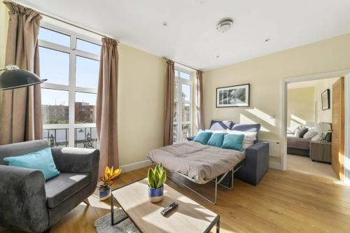 Maidenhead Apartment | Luxury Apartments 2 Bedrooms Central Maidenhead