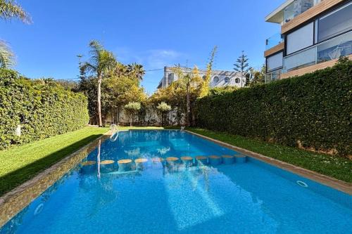 Tamariss Apartment | Luxury Appart Tamaris - Piscine Jardin et Plage à Pied