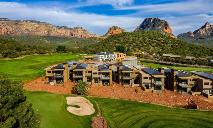 West Sedona House | Luxury at Seven Canyons, Golf, Stunning Views, Resort Perks & Pet's OK!