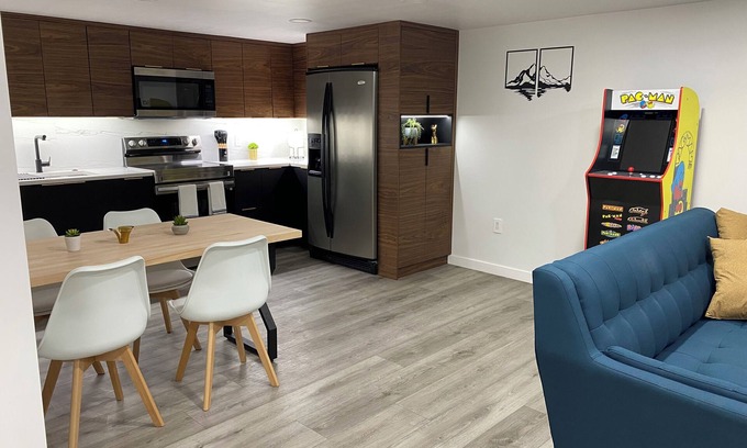 West Valley City Apartment | Luxury basement, escape comfort family friendly & pet friendly w arcade pac-man