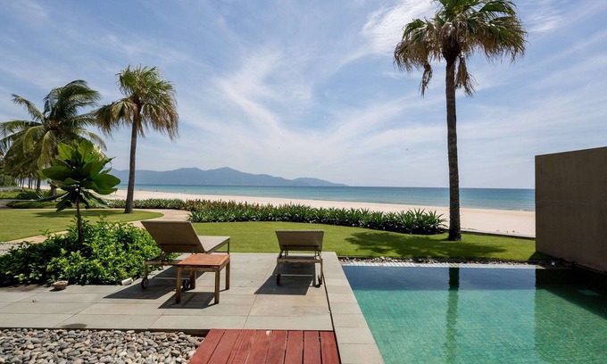Ngu Hanh Son Hotel | Luxury Beach Resort Apartments & Villas