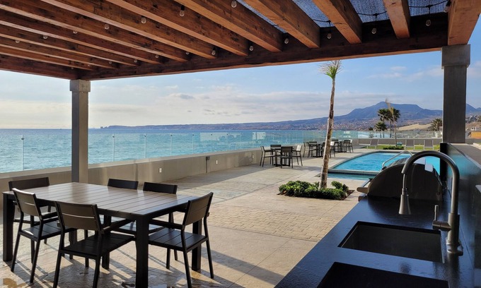 Primo Tapia Condo | Luxury Beachfront Condo in Rosarito with Pool & Jacuzzi