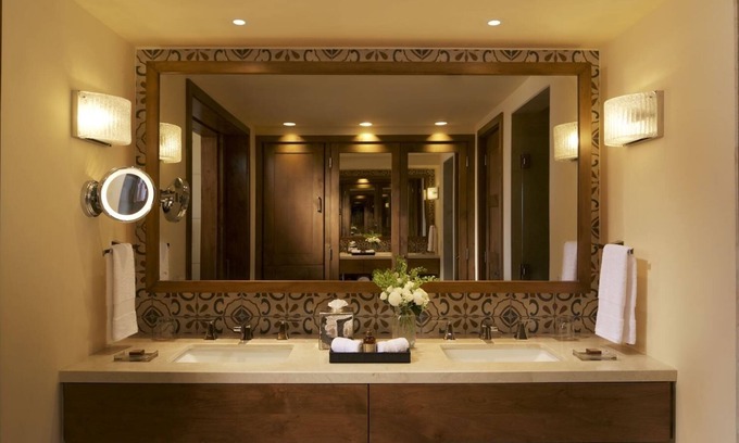 Los Cangrejos II y III Resort | Luxury Beachfront Resort, Golf, Entertainment, and more!