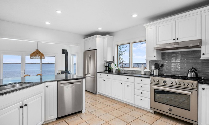 Barnstable House | LUXURY BEACHFRONT GETAWAY ON CAPE COD. "PET FRIENDLY"