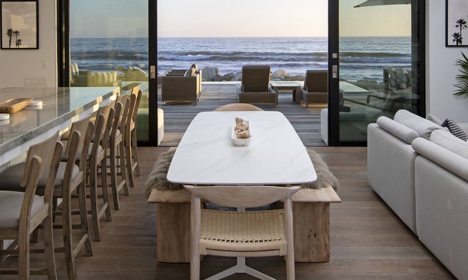 Ventura House | Luxury Beachfront Home