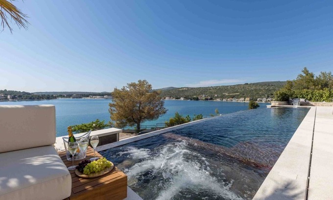 Podglavica Villa | Luxury Beachfront Villa Smart Sienna Rogoznica with pool, jacuzzi, beachfront