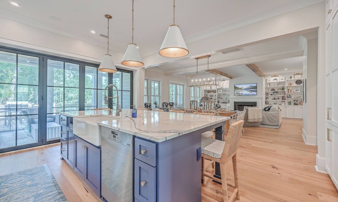 Seabrook Island House | Luxury Beachhome Infinity Pool Chefs Kitchen Elevator Sleeps 14
