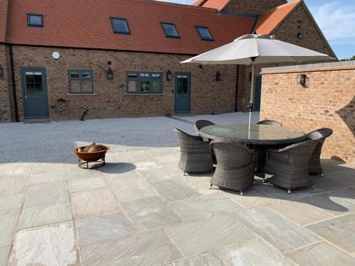 Skirpenbeck House | Luxury Boutique Country Cottage with Hot Tub