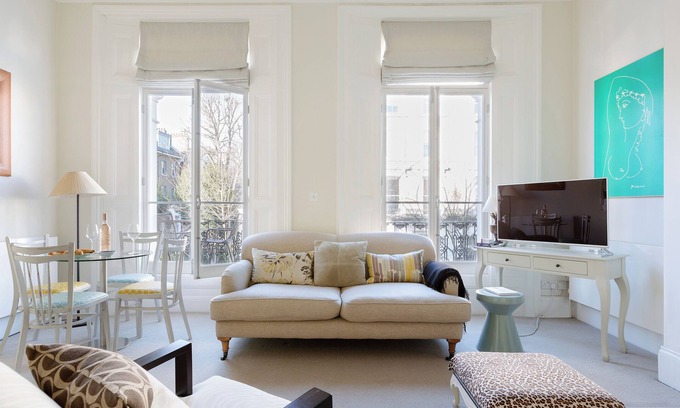 Redcliffe Apartment | Luxury | Bright & Quiet Flat | Chelsea | Earls Court | Fulham Road
