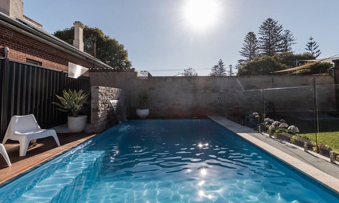 Glenelg House | Luxury Bungalow on Pier - Heated Pool & Pets Welcome