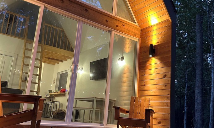 Montgomery Cabin | Luxury Cabin - Huergas