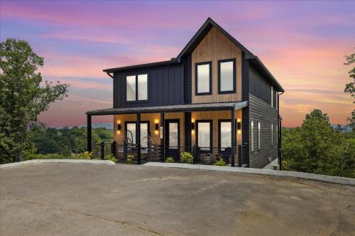 Sevierville House | Luxury Cabin W Indoor Pool, Hot Tub & Game Room