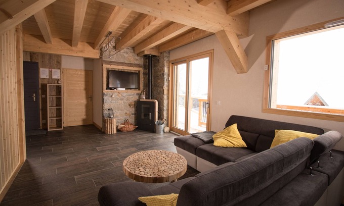 Bellentre Ski Chalet | Luxury chalet in the Montchavin-les-Coches resort.