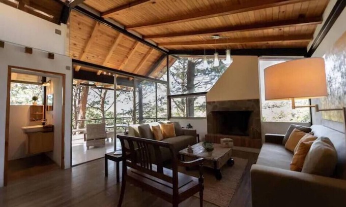 Otumba Ski Chalet | Luxury Chalet in the Woods @Valle de Bravo 1