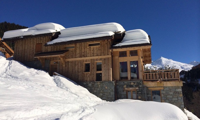 Les Allues Ski Chalet | Luxury Chalet - Méribel At the heart of 3 Valleys ski in the foot