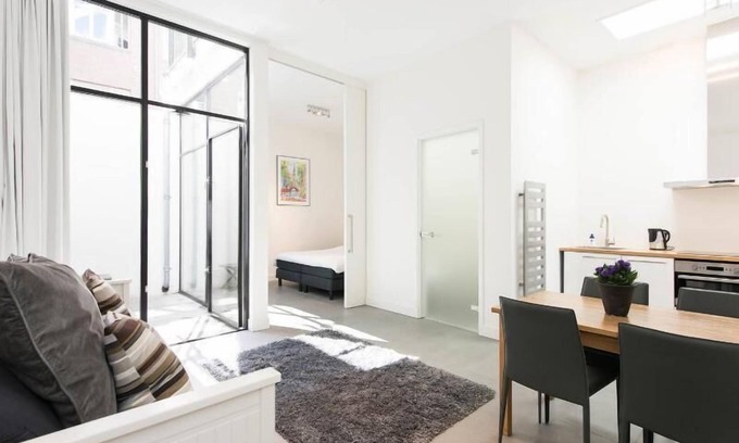 De Weteringschans Apartment | Luxury city apartment