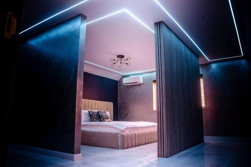 Wolverhampton Apartment | Luxury City Stay: 2-BR Penthouse