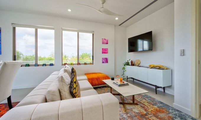 Grand Harbour Condo | Luxury Condo at Harbour Walk Residences in Grand Cayman.Welcome to Paradise!