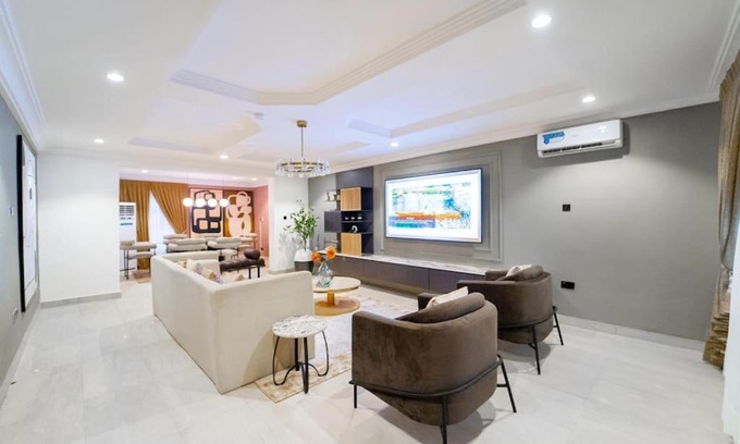Ikoyi Apartment | Luxury Condo in Ikoyi (banana Island)