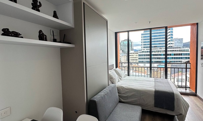 Chico Norte Apartment | Luxury corporate apartment with kitchenette and private laundry near Parque 93