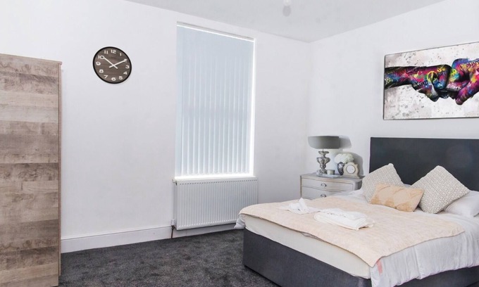 King's Heath House | Luxury Cosy 4 bed