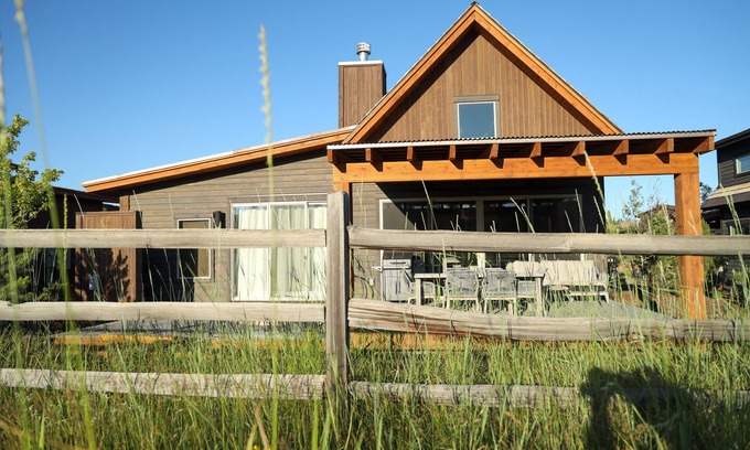 Eureka Cottage | Luxury Cottage at The Wilderness Club