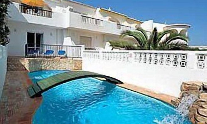 Praia da Luz Cottage | Luxury Cottage. Private Pool. Nr Beach and Shops. Sea Views. Licence No 3188/AL