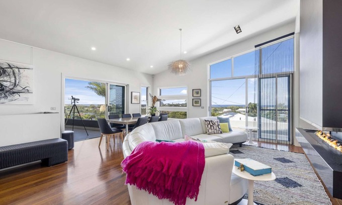 Arrawarra Headland House | Luxury, Couples Dreams, Corporate Stays, Saltwater Pool