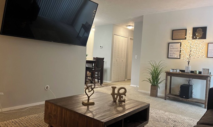 Austell Apartment | Luxury, cozy hideaway in Austell