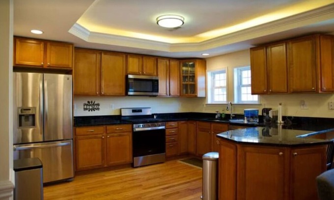 Federal Hill House | Luxury Detached Home in popular Fed Hill - Free Onsite Parking & Pets Allowed!