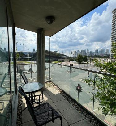 Docklands Apartment | Luxury Dockview 3 Beds Excel London