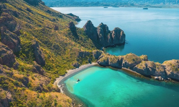 Loreto Apartment | Luxury Escape with Ocean Views in Loreto