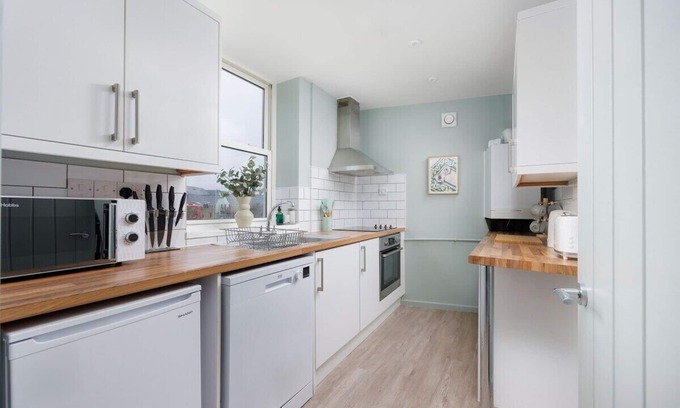 Plymouth House | Luxury First Floor 2 bed Apartment
