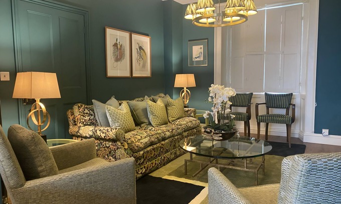 Charmouth House | Luxury Georgian Town House - Jurassic Coast heart of West Dorset, Pet-Friendly